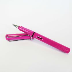 Lamy - Stylo plume - Safari rose - Ecriture Moyenne