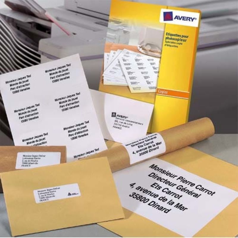 AVERY Boîte de 2400 étiquettes copieur coins carrés 70X36mm